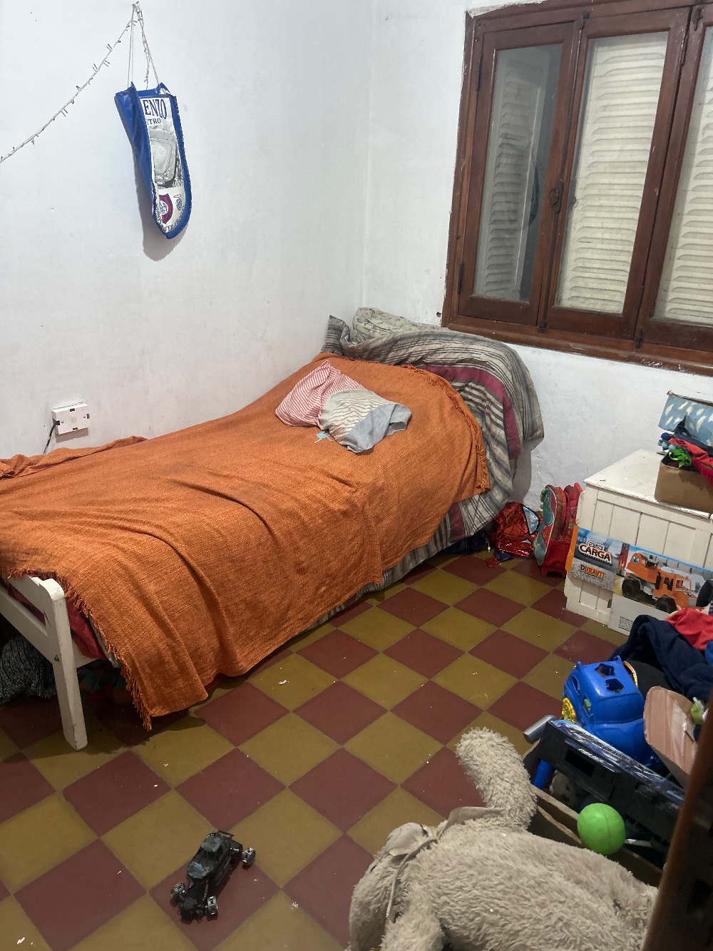 Casa En Venta En Villa Mercedes, San Luis, Con 2 Dormitorios Y Cochera - Casa en Venta en Villa Mercedes con 2 dorm., 6 amb., 80 m2 cubiertos y 260 m2 totales - imagen 6