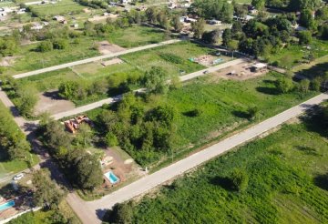 Terreno en Venta en Pontevedra con frente 40 m y largo 17 m - Imagen 4