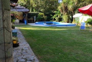 SAN LUIS AL 2500, La Reja