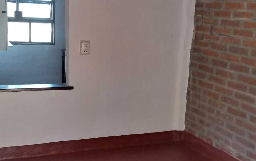 VENDO, , OPORTUNIDAD EN TANTI POR VIAJE, 2 CASAS SOBRE LOTE DE 1000M2 - Imagen 2