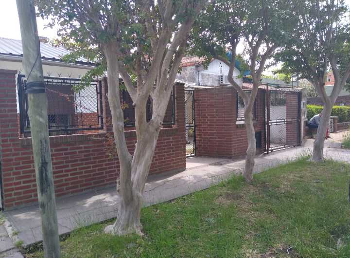 Dueños venden chalet