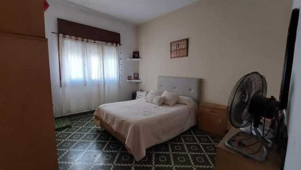 Excelente Casa en Río Cuarto en Venta · dueño directo · 2 dorm · 6 ambientes - Imagen 3