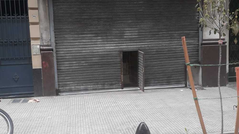 VENDO HERMOSO LOCAL EN ESMERALDA 500 ENTRE LAVALLLE Y TUCUMAN - Imagen 2