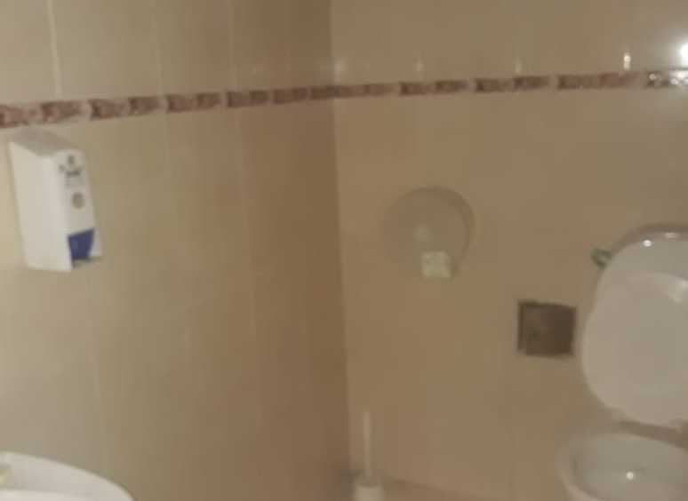 VENDO HERMOSO LOCAL EN ESMERALDA 500 ENTRE LAVALLLE Y TUCUMAN - Imagen 4