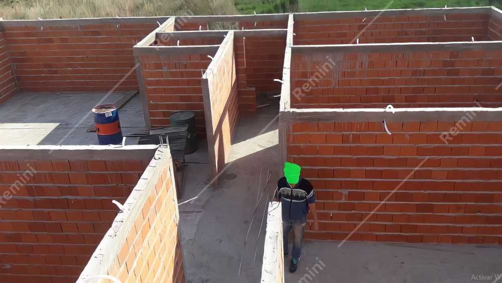 Terreno Con Casa Construida Al 50 % - Terreno en Venta en Corrientes con 860 m2 de terreno - imagen 10