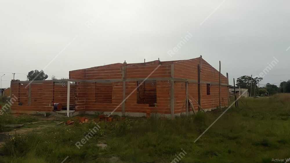 Terreno Con Casa Construida Al 50 % - Terreno en Venta en Corrientes con 860 m2 de terreno - imagen 12