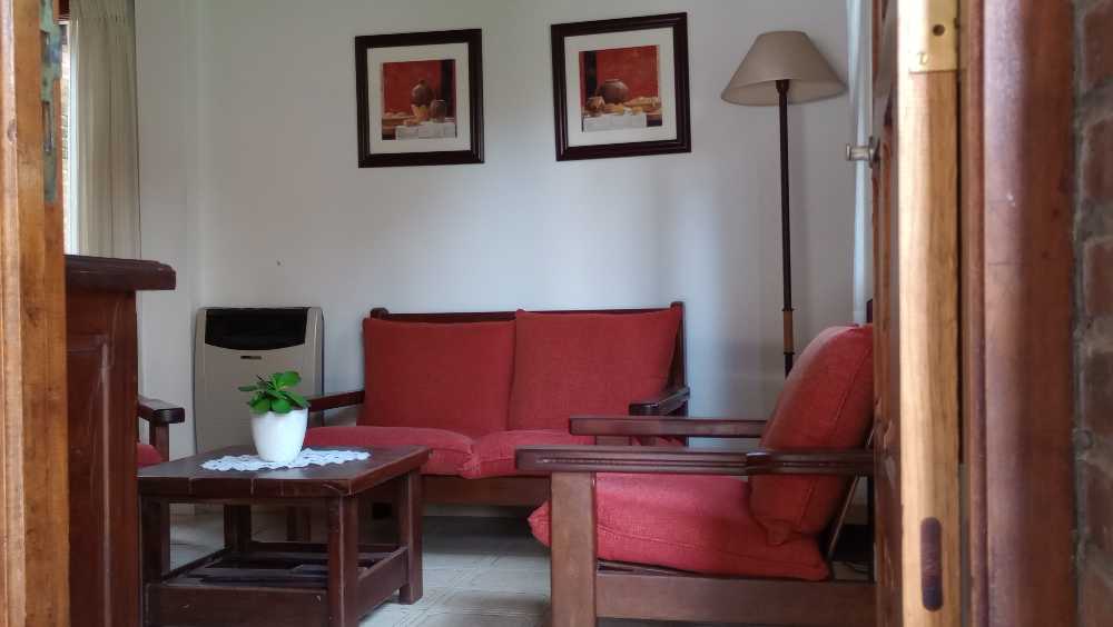 Casa disponible para la en Temporario en Pinamar · dueño directo · 2 dorm · cochera · 110 m² de lote - Imagen 3