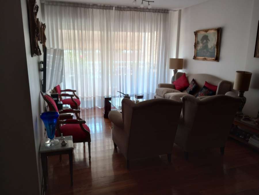 Alquilo depto de categoria en Recoleta - Imagen 1