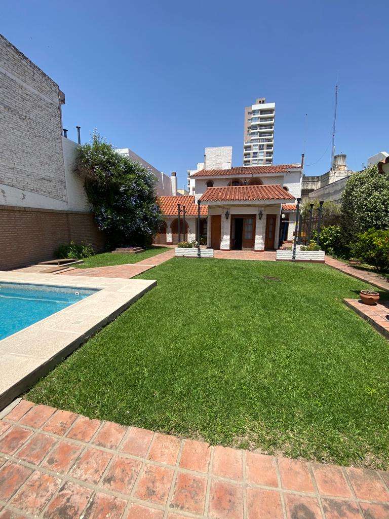 Vendo Casa En Sector Macrocentro - Casa en Venta en Río Cuarto con 3 dorm. - imagen 11