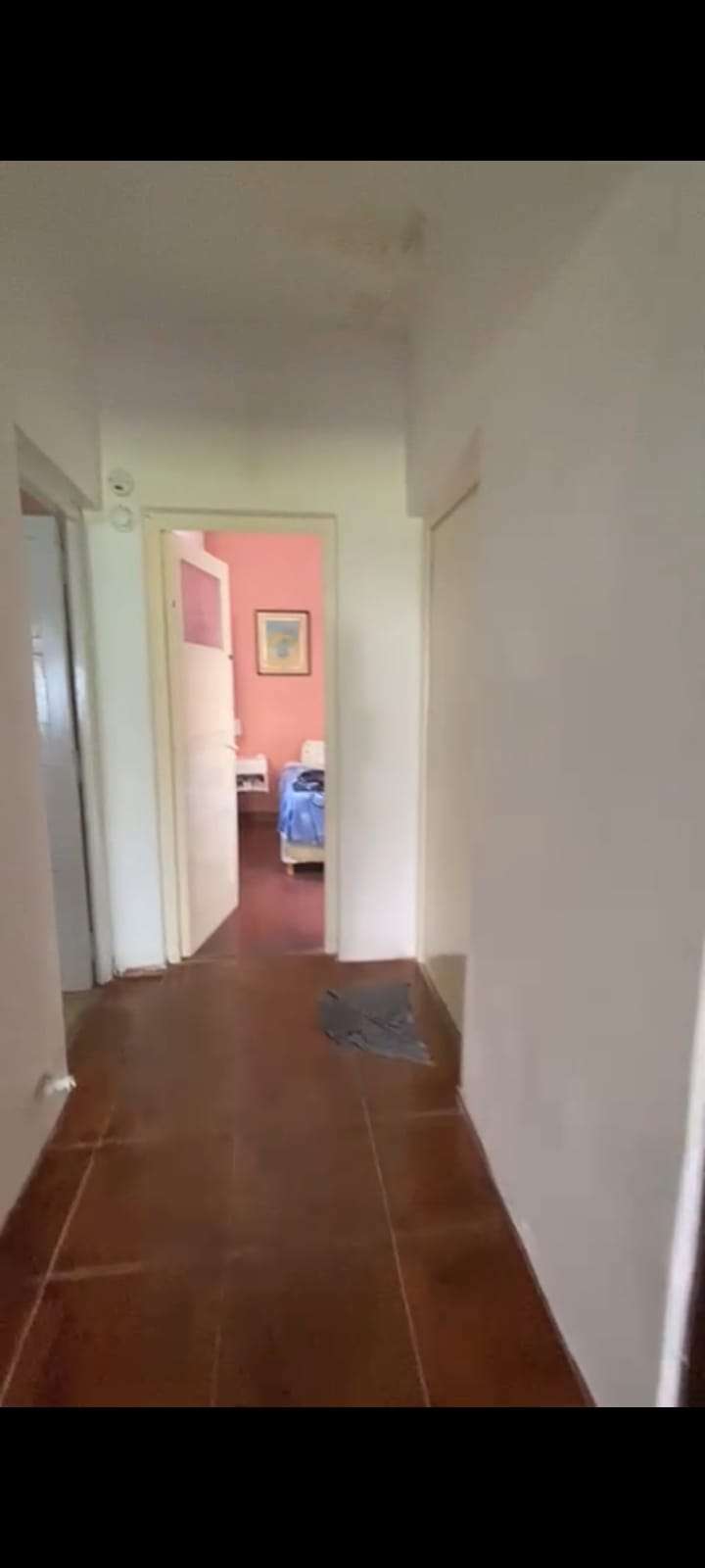 casa en venta en barrio residencial - Imagen 4