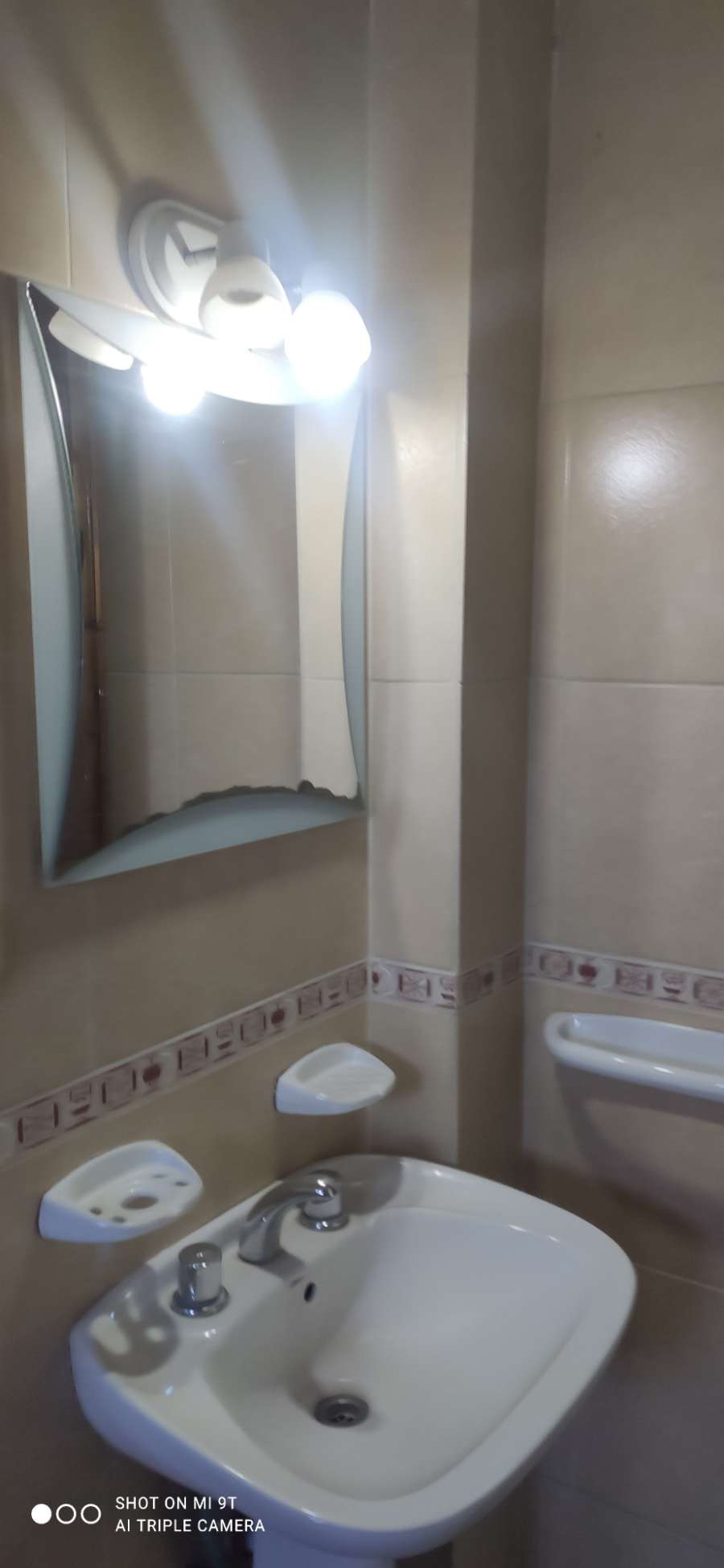 Vendo Depto De Dos Ambientes Al Frente Con Balcon - Departamento en Venta en Moron con 1 dorm., 2 amb. y 35 m2 cubiertos - imagen 10