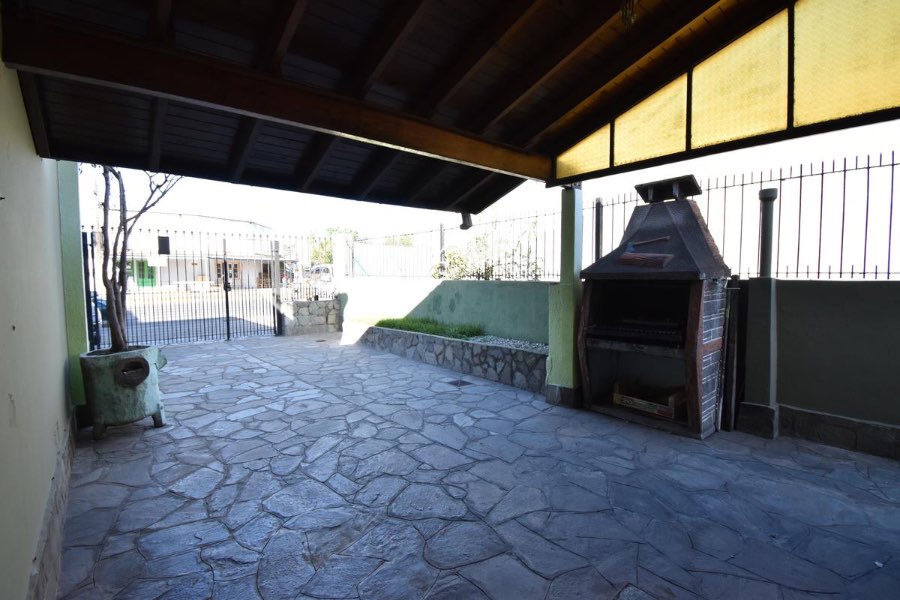 Casa con local en venta - Imagen 3