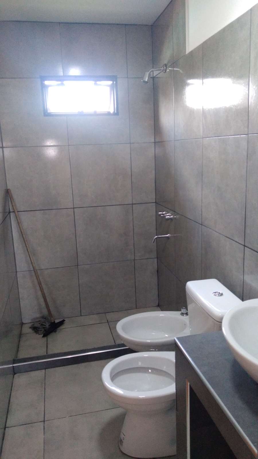 Vendo Casa A Estrenar En Las Sierras De Calamuchit. Ciudad Parque Los Reartes A 400 Mts Del Lago - Casa en Venta con 2 dorm., 3 amb., 61 m2 cubiertos y 830 m2 totales - imagen 9