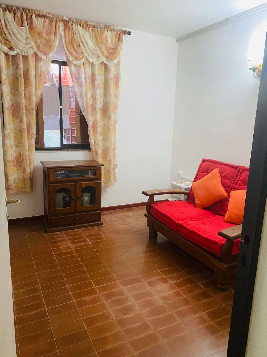 Casa En Venta B Supe Sur Godoy Cruz - Casa en Venta en Godoy Cruz con 4 dorm., 4 amb., 230 m2 cubiertos y 230 m2 totales - imagen 2