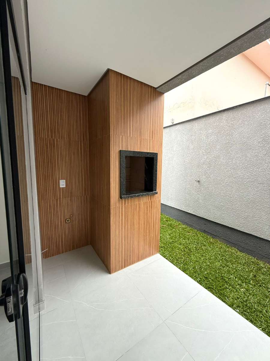 Casa1 Con 3 Dorm A 5min Mar Ingleses-florianpolis-brazil - Casa en Venta en Brasil con 3 dorm., 4 amb., 89 m2 cubiertos y 133 m2 totales - imagen 8