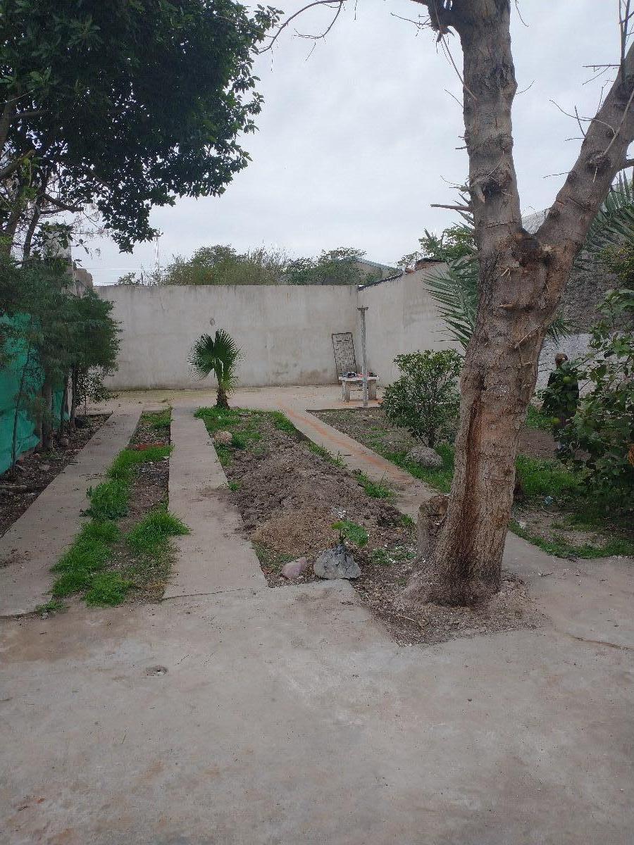 En Venta Casa Buena Ubicacin Llavallol - Casa en Venta en Lomas de Zamora con 4 dorm., 6 amb., 141 m2 cubiertos y 425 m2 totales - imagen 7