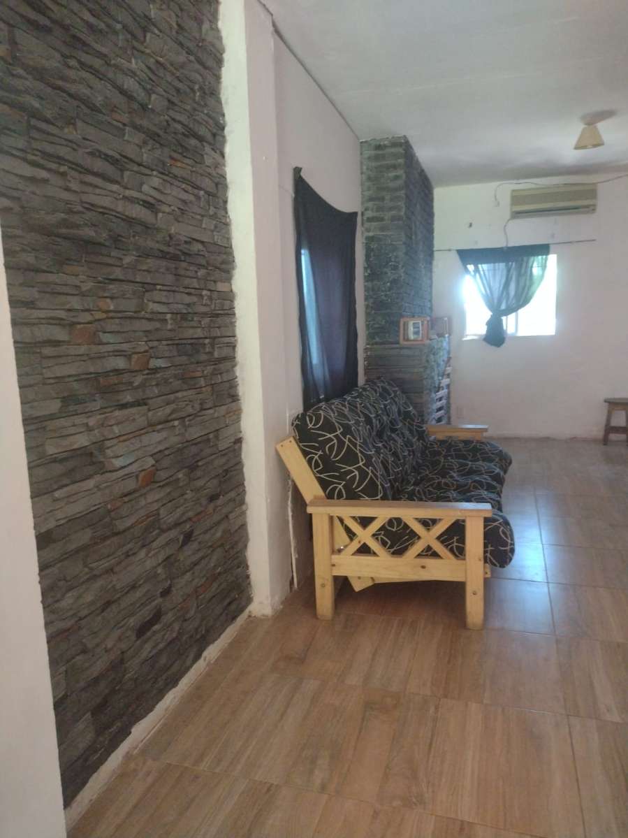 Casa única en General Rodriguez en Venta · dueño directo · 2 dorm · cochera · 2,1 ha - Imagen 1