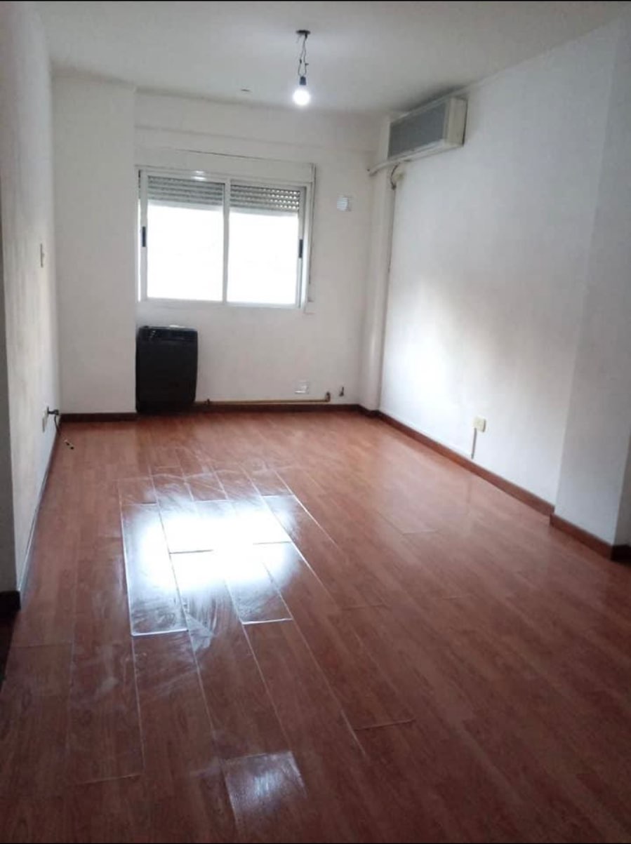 Departamento en Venta en La Plata, · barrio con seguridad · dueño directo · 2 dorm · 51 m² de lote - Imagen 2