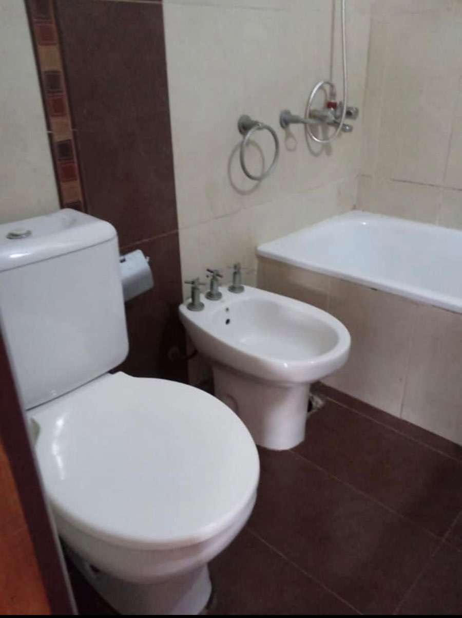 Departamento en Venta en La Plata, · barrio con seguridad · dueño directo · 2 dorm · 51 m² de lote - Imagen 4