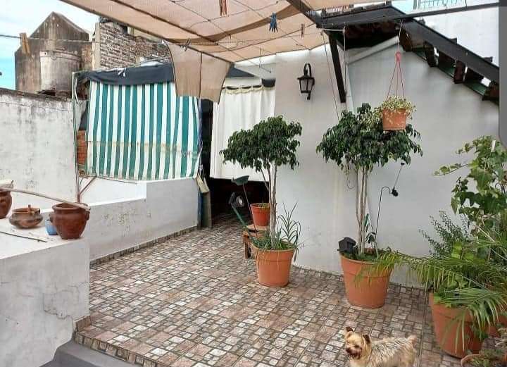 En Venta - Casa en Venta en Rosario con 3 dorm., 5 amb., 260 m2 cubiertos y 268 m2 totales - imagen 13