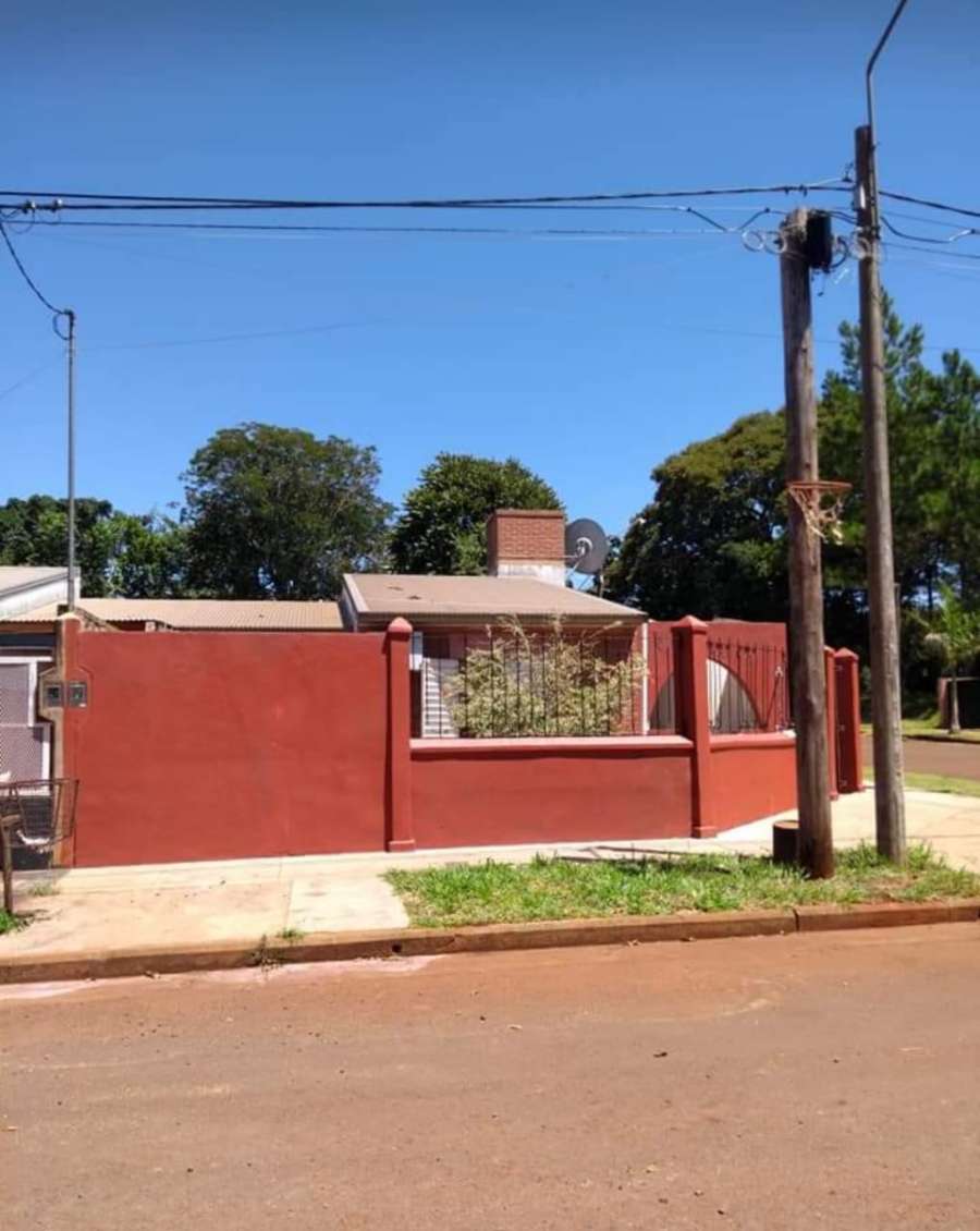 Vendo Casa De Dos Dormitorios En Colonia Guarani, Dpto Obera, Misiones - Casa en Venta en Obera con 2 dorm., 3 amb., 65 m2 cubiertos y 300 m2 totales - imagen 9