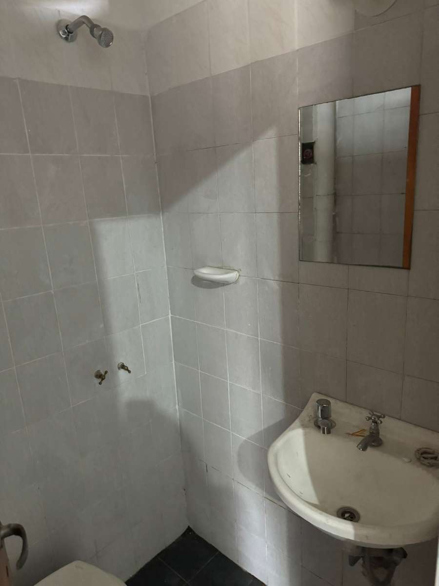 Excelente Local Comercial - Local en Alquiler en La Calera con 30 m2 cubiertos - imagen 4