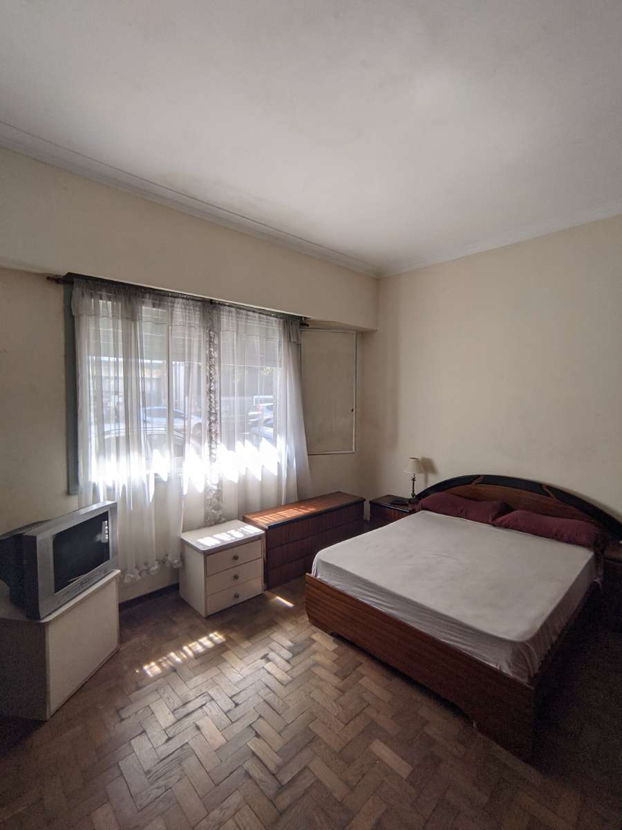 Venta De Departamento De Dos Dormitorios Con Dependencias En Planta Baja - Departamento en Venta en La Plata con 3 dorm., 3 amb. y 90 m2 cubiertos - imagen 6