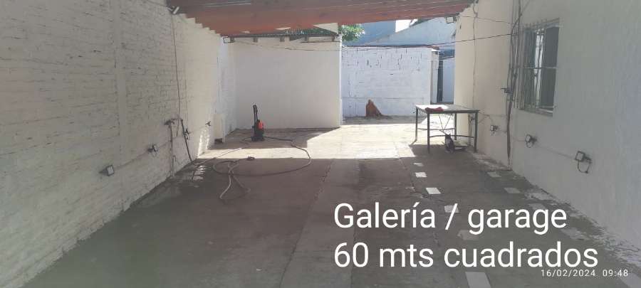 Excelente Oportunidad Dos Casas Al Precio De Una - Casa en Venta en Almirante Brown con 4 dorm., 6 amb., 180 m2 cubiertos y 380 m2 totales - imagen 4