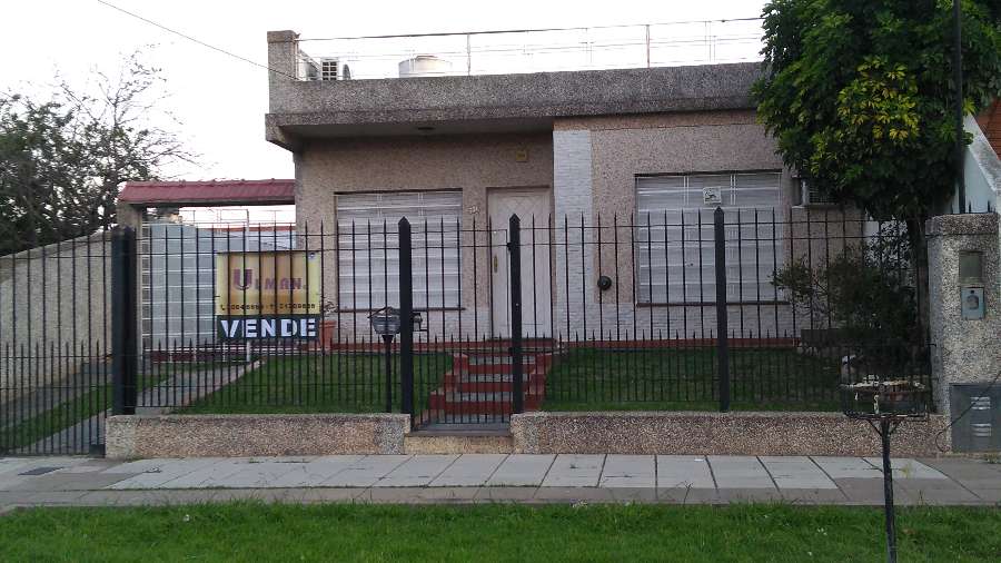 San Vicente 751, Villa Dominico