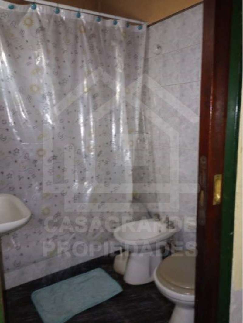 Casa En Venta - Casa en Venta en Ituzaingo con 3 dorm., 4 amb., 288 m2 cubiertos y 440 m2 totales - imagen 6