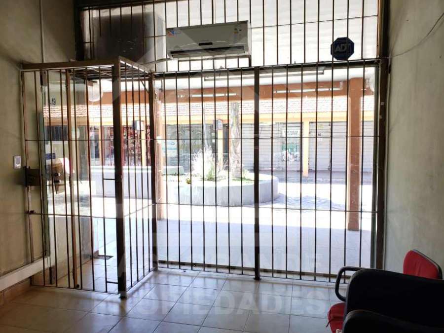 Local En Venta - Local en Venta en Ituzaingo con 24 m2 cubiertos - imagen 6