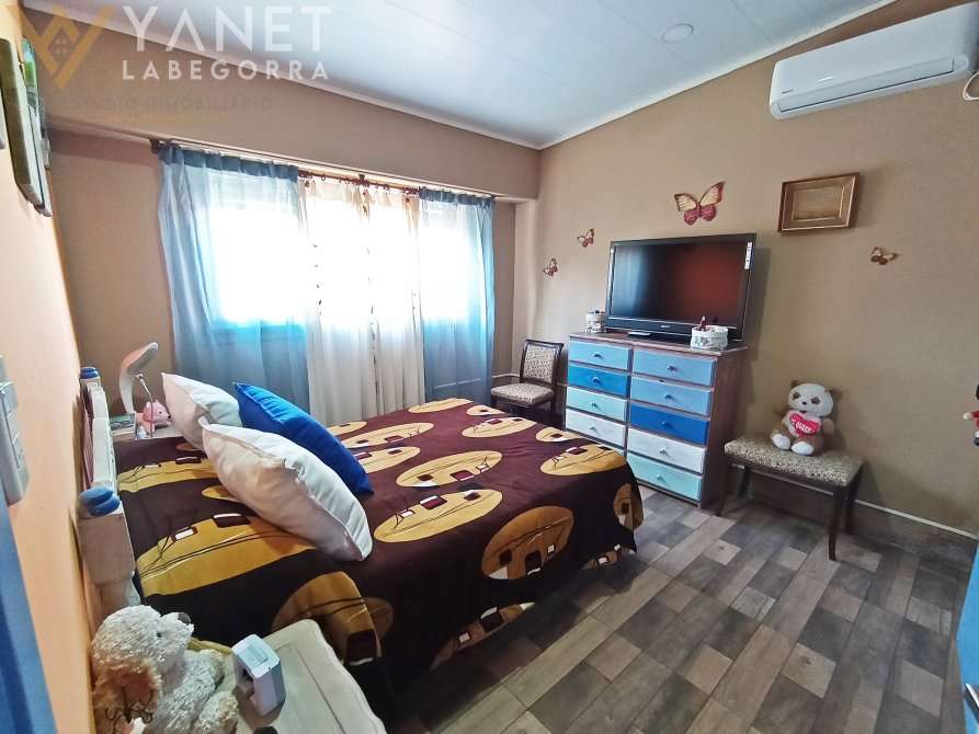 Chalet A Metros Del Mar - Zona Centro Mar Del Tuyu Quincho Y Depto - Casa en Venta en Mar del Tuyu con 2 dorm., 3 amb., 170 m2 cubiertos y 290 m2 totales - imagen 8