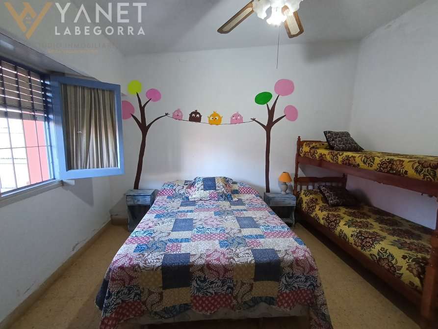 Chalet A Metros Del Mar - Zona Centro Mar Del Tuyu Quincho Y Depto - Casa en Venta en Mar del Tuyu con 2 dorm., 3 amb., 170 m2 cubiertos y 290 m2 totales - imagen 12
