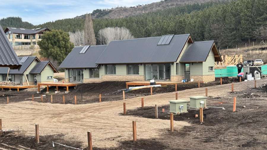 Casa en Venta en San Martín de los Andes con · dueño directo · 2 dorm · 3 ambientes · cochera - Imagen 4