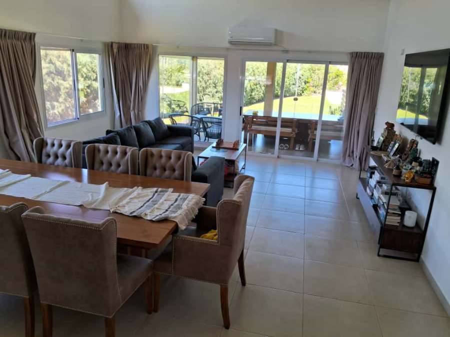 Casa En Venta En Santa Elena, Pilar, Con 3 Dormitorios Y Pileta - Casa en Venta en Pilar con 3 dorm., 5 amb., 141 m2 cubiertos y 592 m2 totales - imagen 7