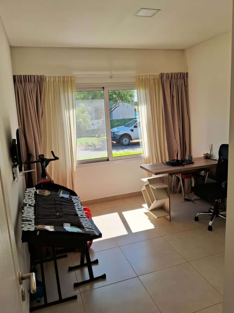 Casa En Venta En Santa Elena, Pilar, Con 3 Dormitorios Y Pileta - Casa en Venta en Pilar con 3 dorm., 5 amb., 141 m2 cubiertos y 592 m2 totales - imagen 9