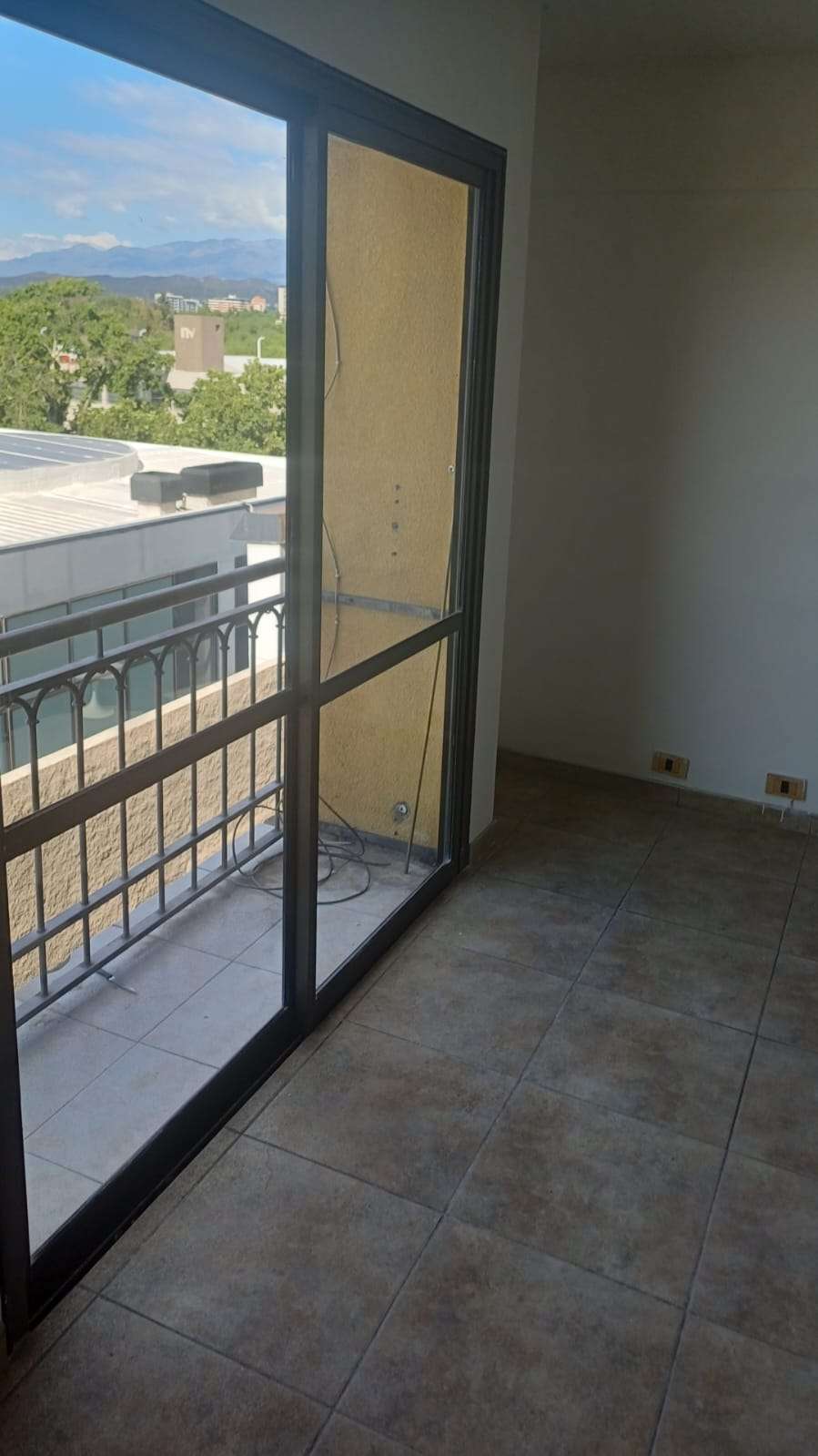 Departamento En Alquiler En San Martn, Mendoza, 3 Ambientes Y 2 Baos - Departamento en Alquiler en Mendoza con 3 dorm. y 3 amb. - imagen 9