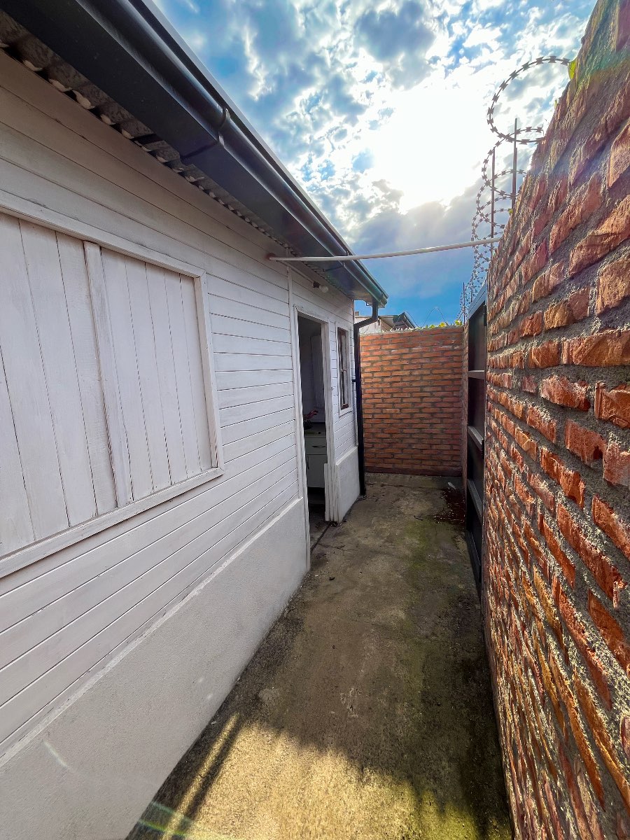 Terreno en venta en Aguilares, Tucumán, con 4 casas independientes - Imagen 4