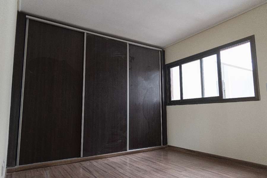 Departamento En Venta En Ro Cuarto, Crdoba, Piso Completo De 100 M Con Balcn - Departamento en Venta en Río Cuarto con 2 dorm. - imagen 4