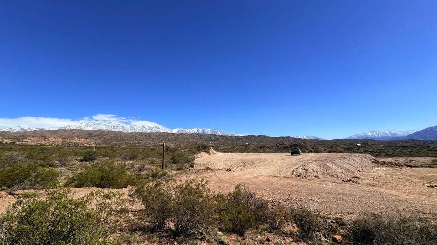 Terreno en Lujan de Cuyo: en Venta · frente 50 m · largo 30 m · 1,5 m² de lote · barrio con seguridad - Imagen 1