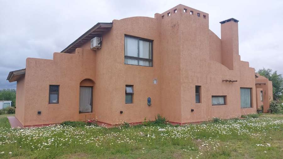 Casa en Los Reartes: en Venta · dueño directo · 4 o más dorm · 5 cocheras · 1 ha - Imagen 3