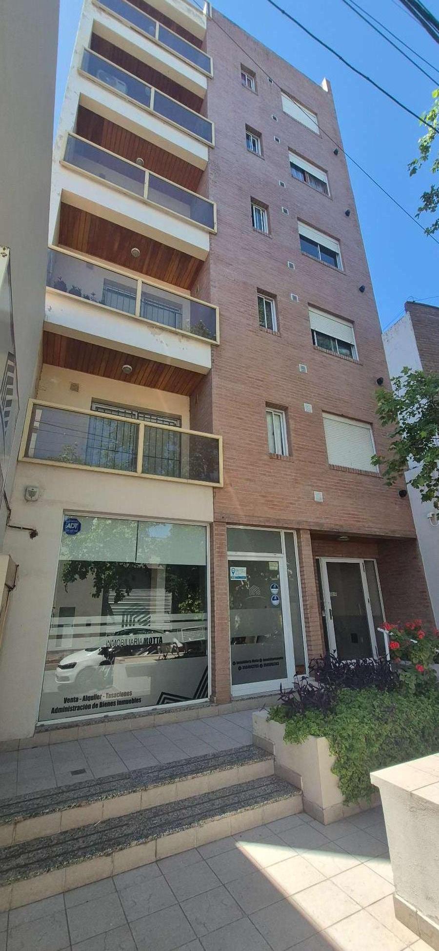 Hipolito Yrigoyen 1117, Río Cuarto