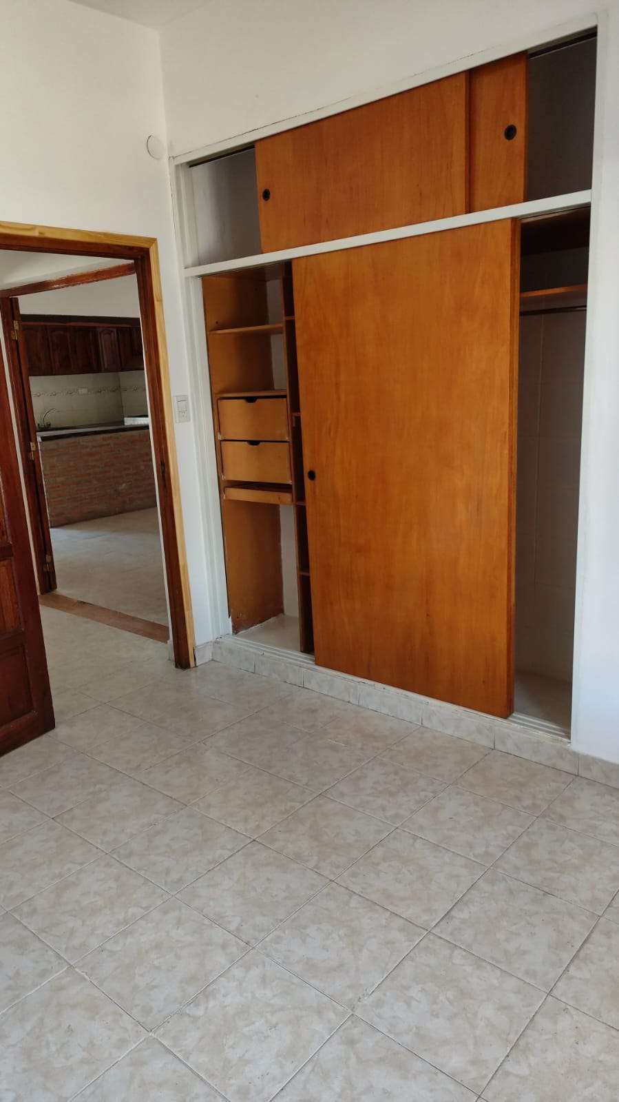 Casa En Venta En Ro Cuarto, Crdoba, 2 Dormitorios Y 80 M - Casa en Venta en Río Cuarto con 2 dorm., 80 m2 cubiertos y 175 m2 totales - imagen 11