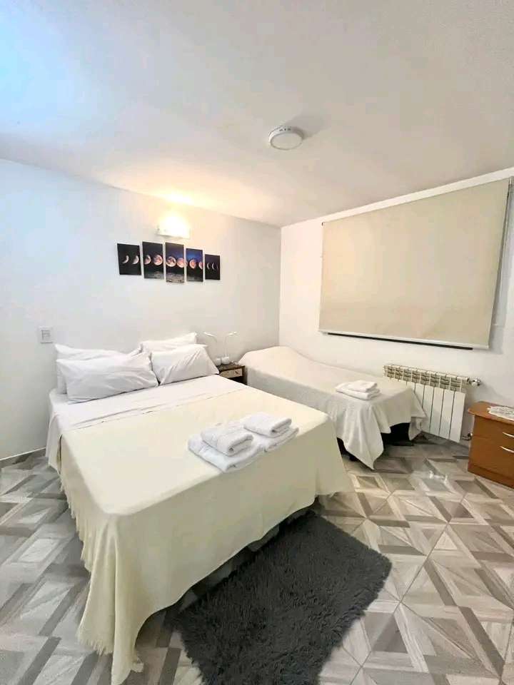 Departamento en alquiler temporario en Mendoza, con 2 dormitorios y cochera - Imagen 5