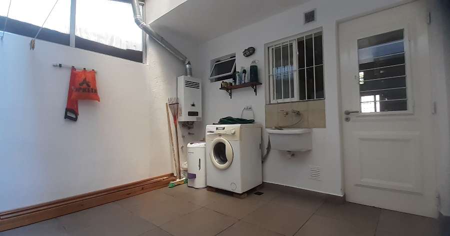 Casa En Venta En Villa Luzuriaga, Buenos Aires, 2 Ambientes Con Patio - Casa en Venta en Villa Luzuriaga con 1 dorm., 2 amb., 43 m2 cubiertos y 43 m2 totales - imagen 9