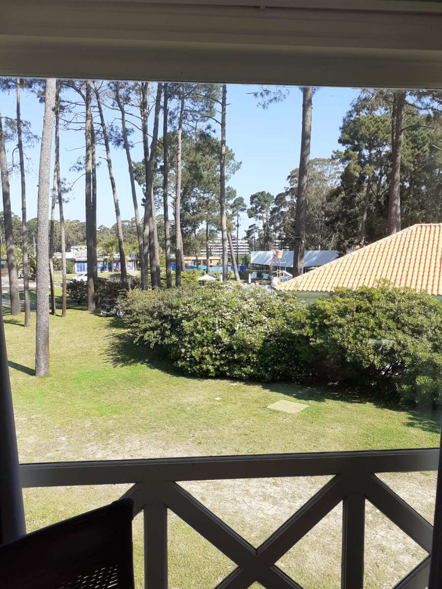 Hotel en venta en Punta del Este, Maldonado, 200 m² y cochera - Imagen 1