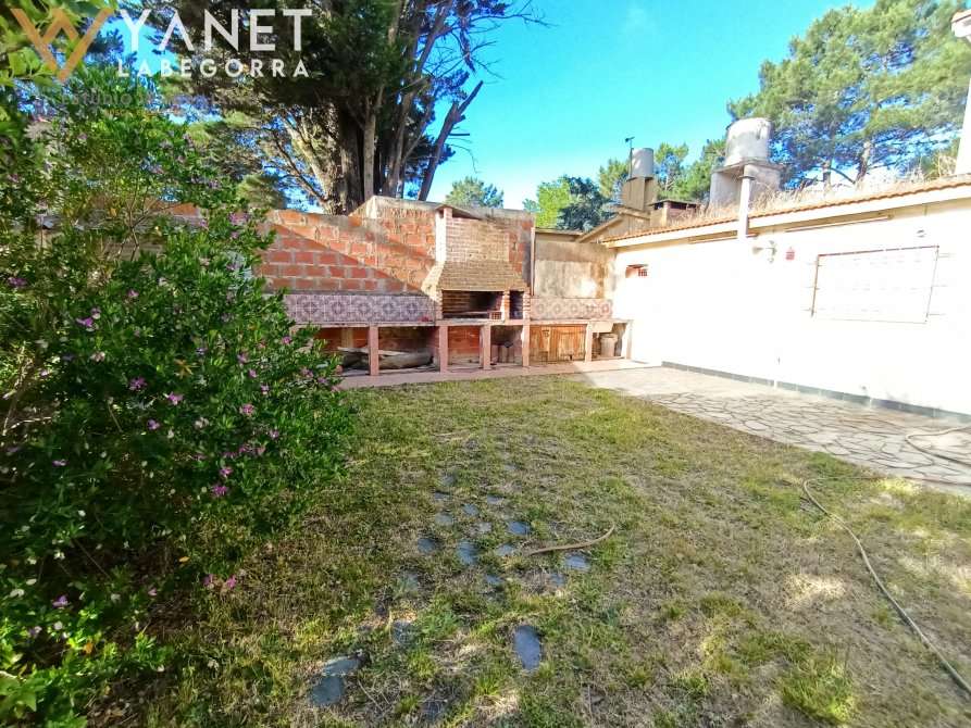 Casa En Venta En Mar Del Tuyu, Buenos Aires, 4 Ambientes Y 2 Baos - Casa en Venta en Mar del Tuyu con 4 dorm., 4 amb., 150 m2 cubiertos y 290 m2 totales - imagen 13