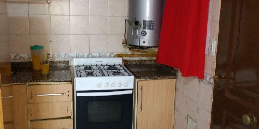Casa en Venta en Villa Luzuriaga con 4 dorm., 4 amb., 200 m2 cubiertos y 230 m2 totales - imagen 3