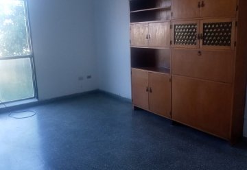 64 e/11 y 12, La Plata