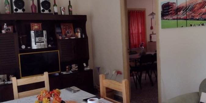 Casa Chalet - Casa en Venta en La Plata con 2 dorm., 90 m2 cubiertos y 290 m2 totales - imagen 4